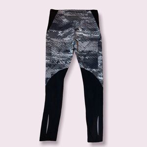 The North Face Women’s Leggings Size M